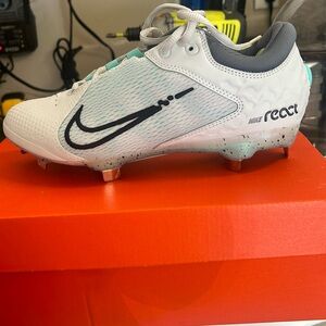 Brand new metal softball cleats